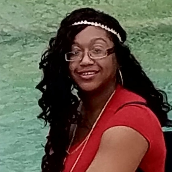 Curly wig - Picture 1 of 2